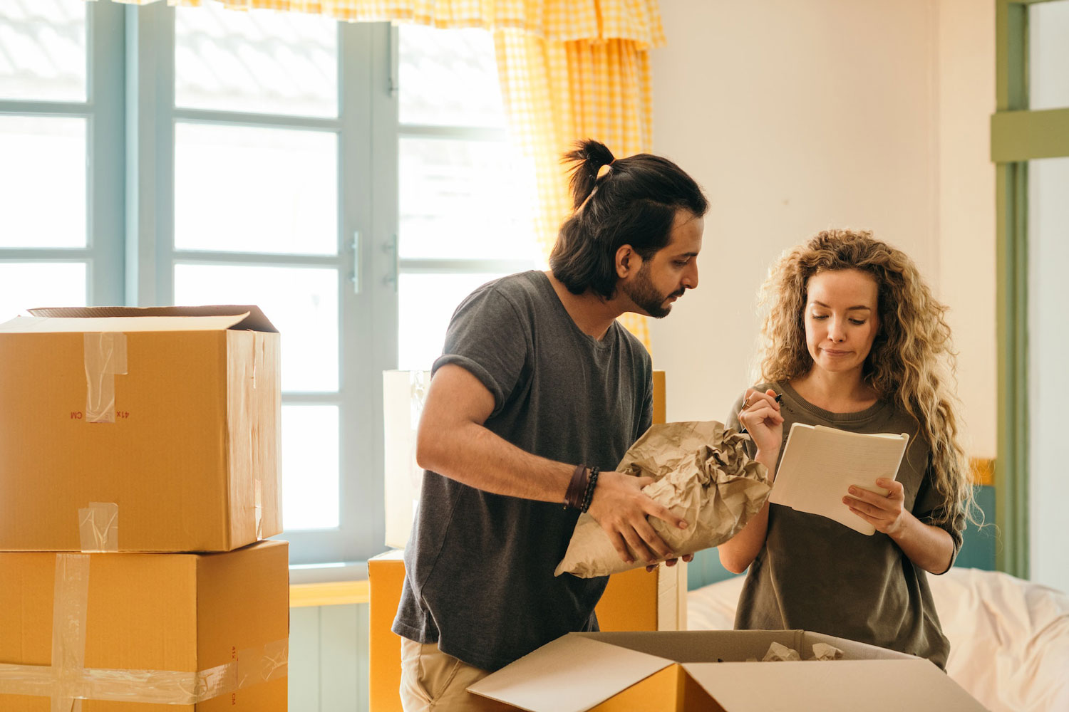 Cut the cost of moving home check list